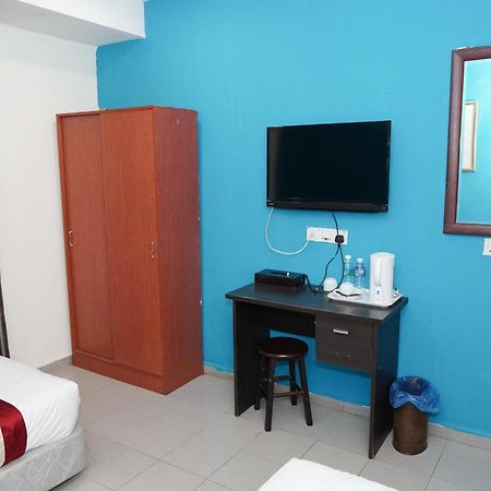 Hotel Shri Putiri Pasir Gudang Ngoại thất bức ảnh
