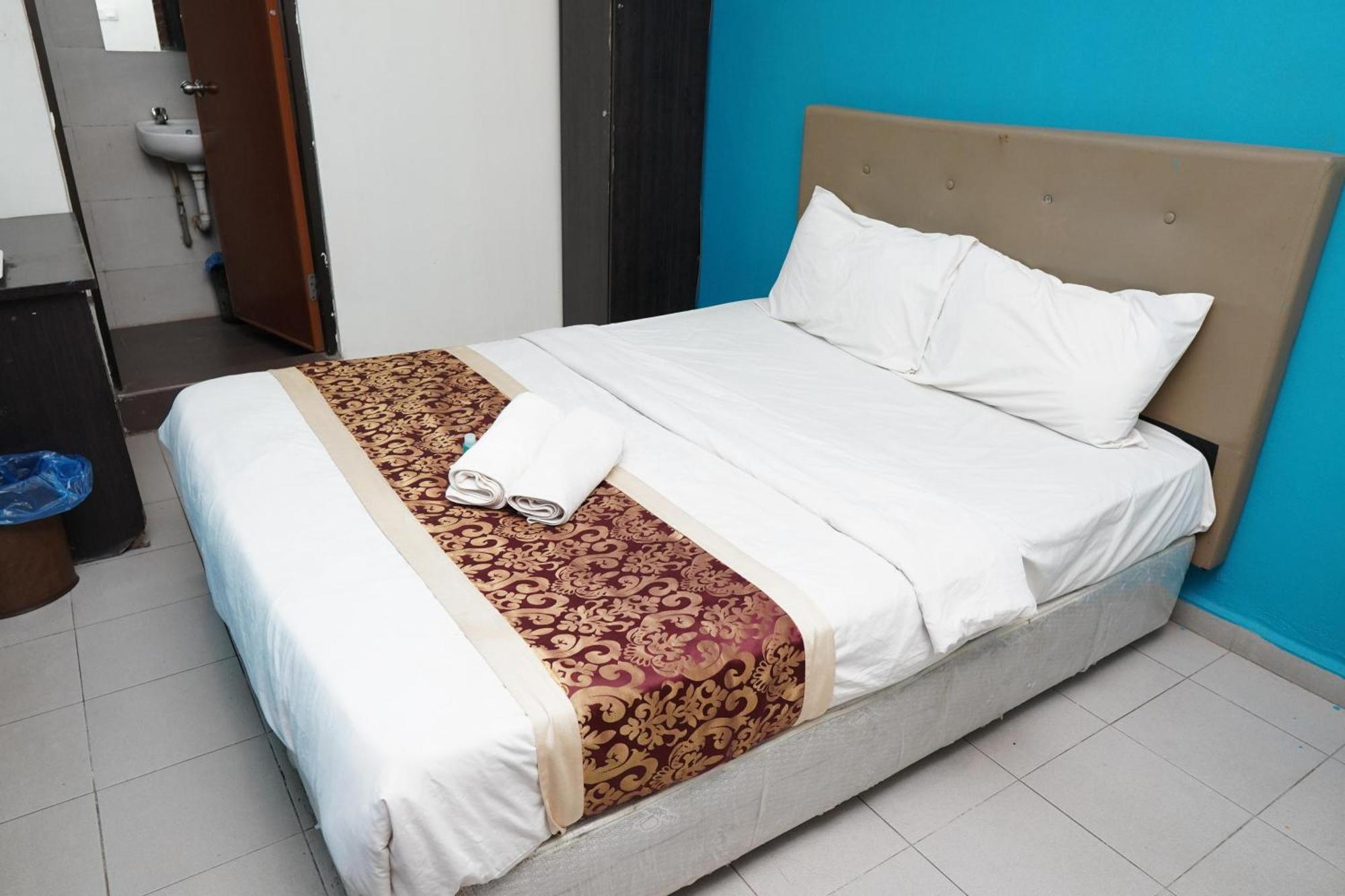 Hotel Shri Putiri Pasir Gudang Ngoại thất bức ảnh
